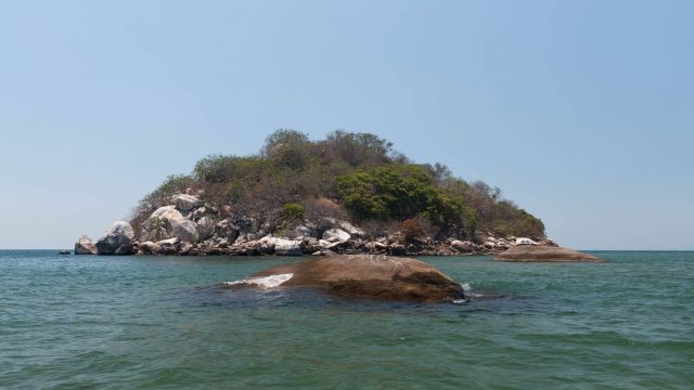 Namalenje Island